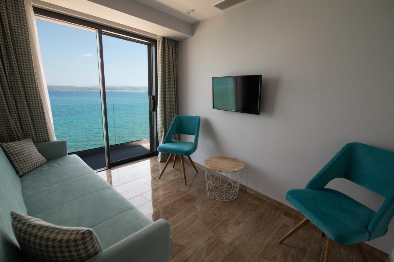 Aianteion Bay Luxury Hotel & Suites Aiandion Ngoại thất bức ảnh