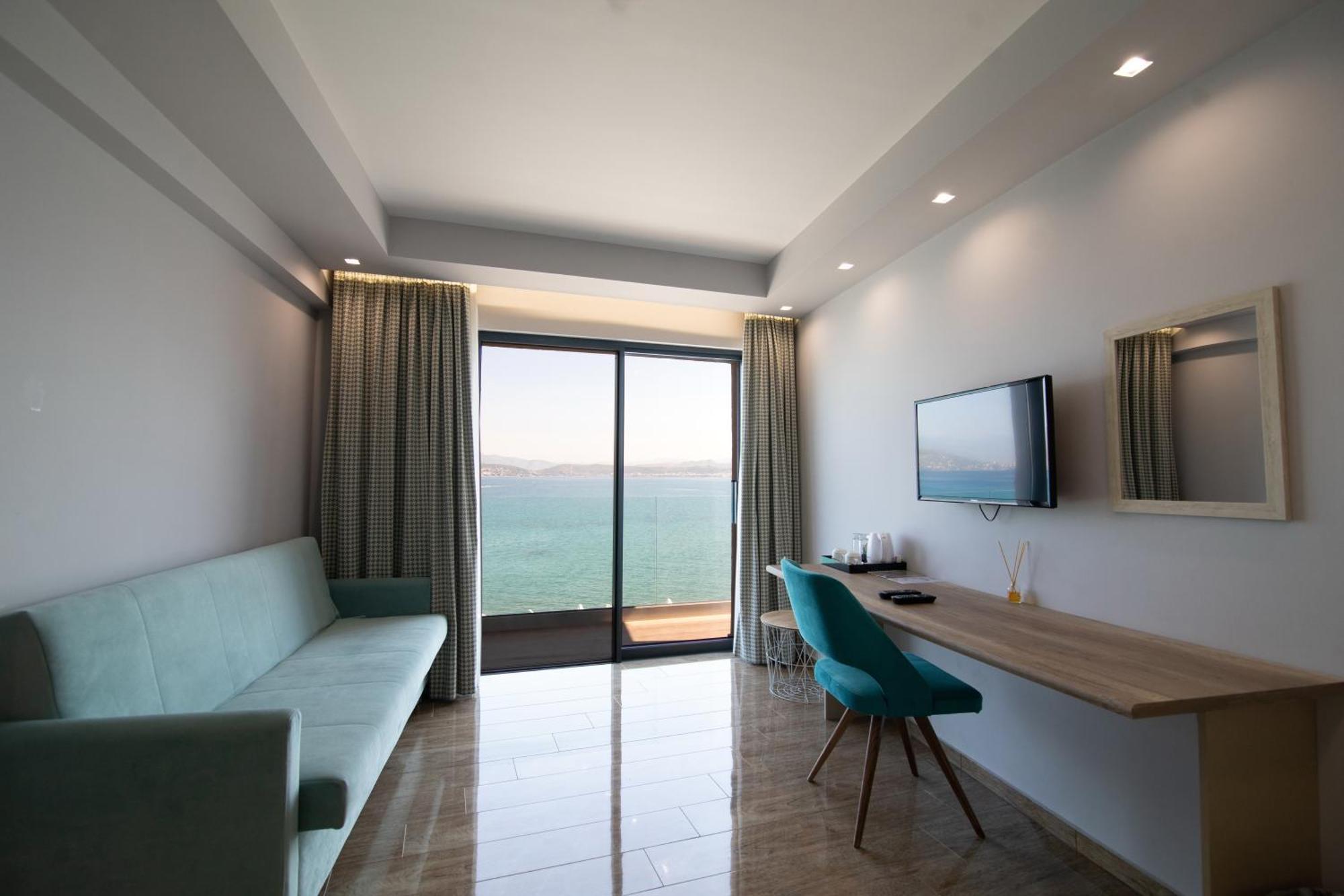 Aianteion Bay Luxury Hotel & Suites Aiandion Phòng bức ảnh