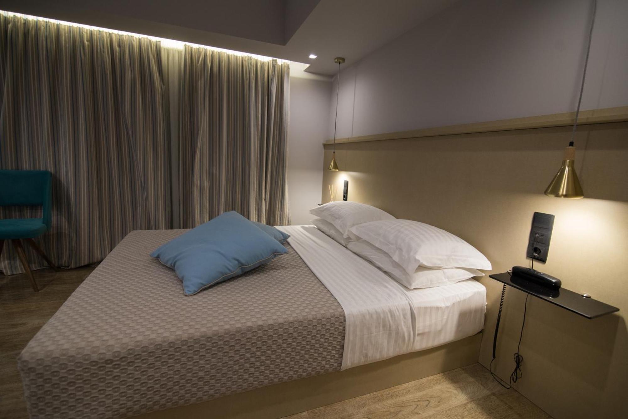 Aianteion Bay Luxury Hotel & Suites Aiandion Phòng bức ảnh